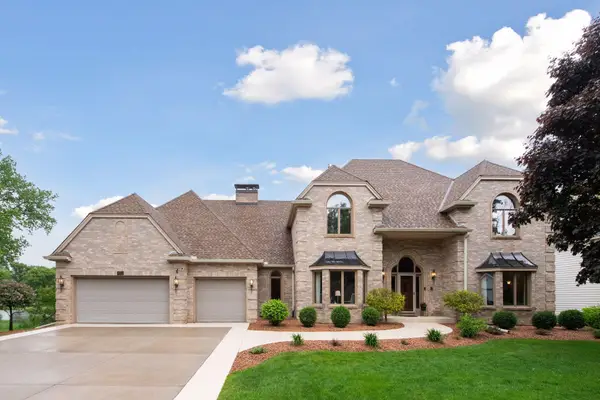 11824 Welters Way, Eden Prairie, MN 55347