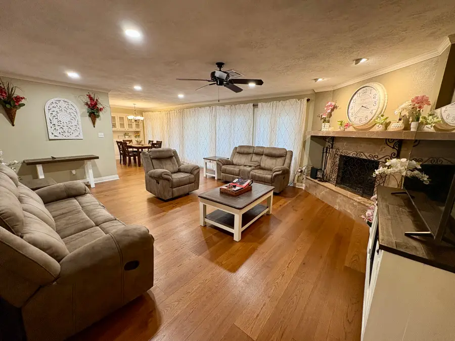 3525 Lois Lane, Lake Charles, LA 70605 - #3