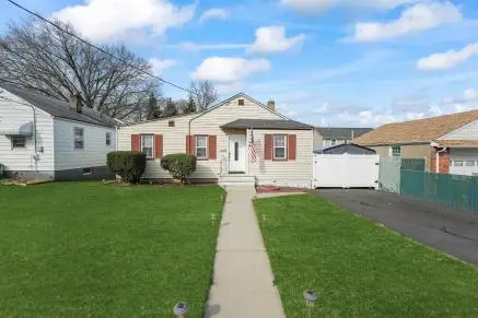 147 7th Street, Saddle Brook, NJ 07663 - #2