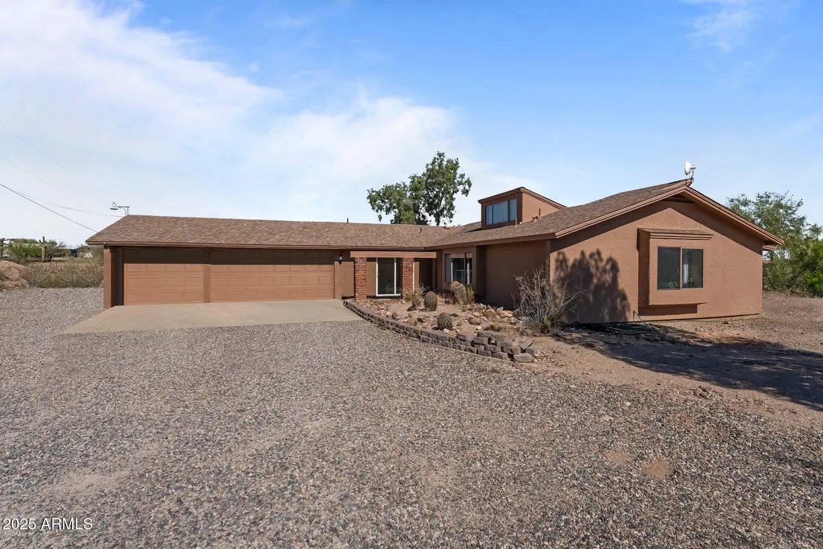 835 W Palo Verde Drive, Wickenburg, AZ 85390 - #1