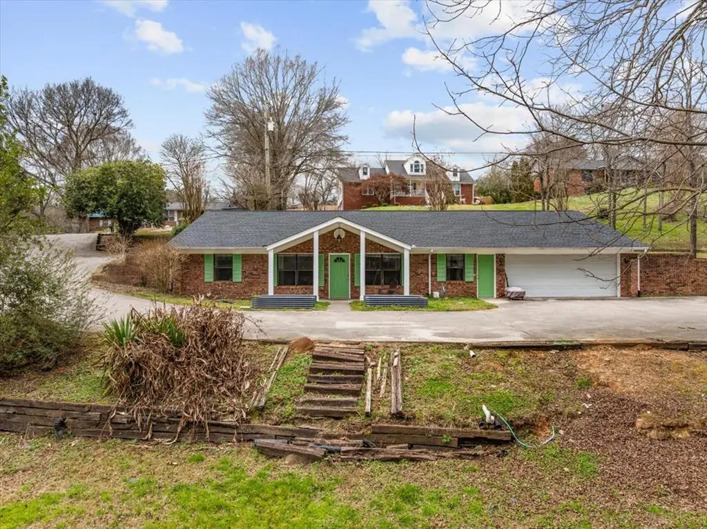 2502 E Hillview Drive, Dalton, GA 30721 - #1