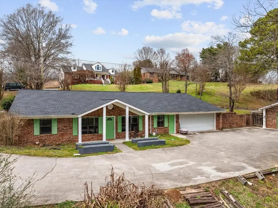 2502 E Hillview Drive, Dalton, GA 30721 - #2