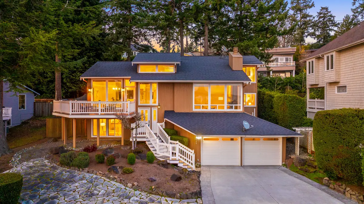 10920 80th Place Ne, Kirkland, WA 98034 - #1