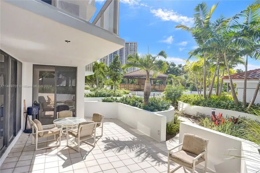 20281 E Country Club Dr #207, Aventura, FL 33180 - #2