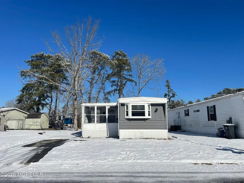 44 Woodchuck Pkwy, Whiting, NJ 08759 - Image #2