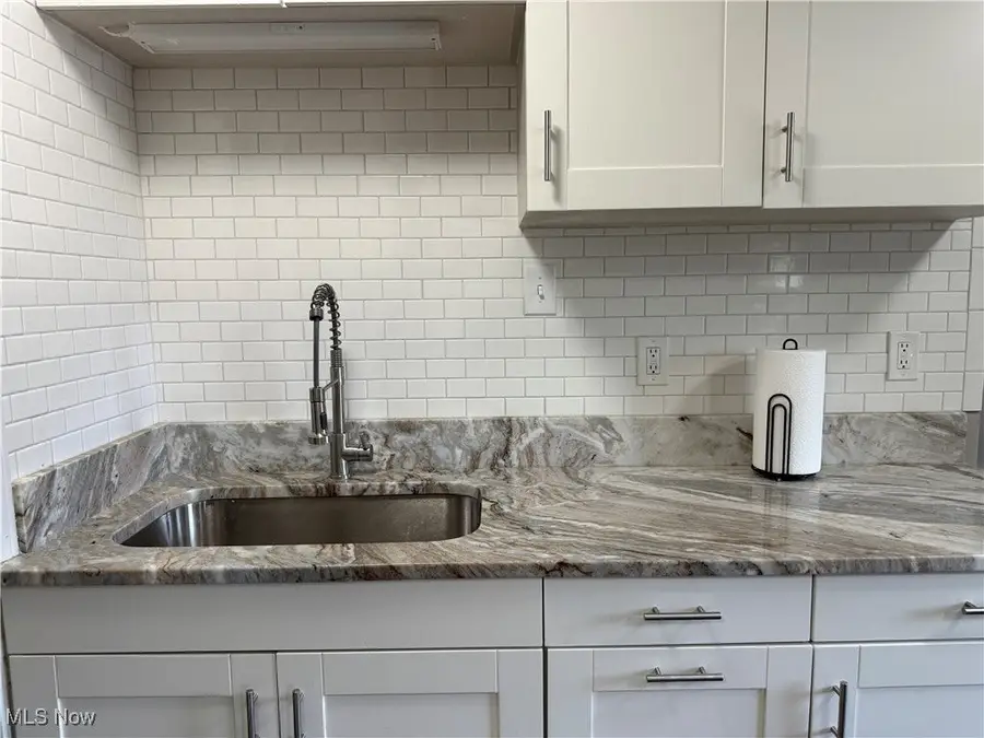 416 2nd Street #null, Fairport Harbor, OH 44077 - Image #3