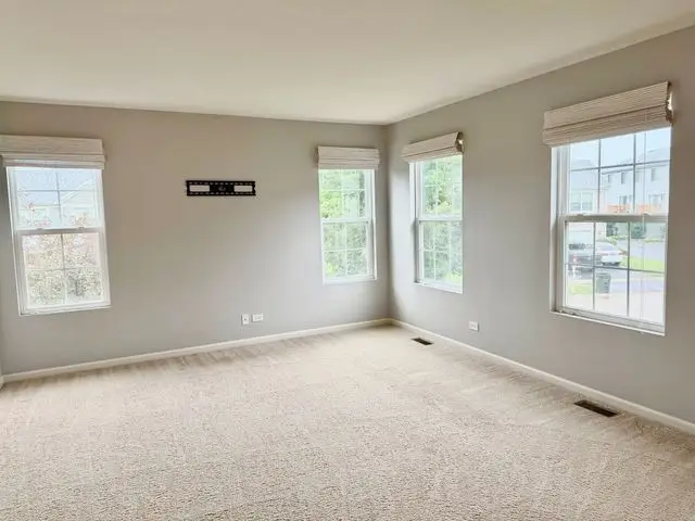 1678 Windward Dr, Pingree Grove, IL 60140 - #2