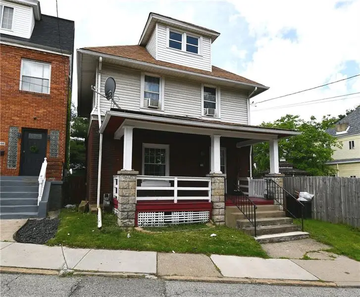 108 Locust St, Mount Oliver, PA 15210 - Image #1