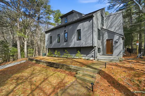 29 Shepherds Path, Marshfield, MA 02050