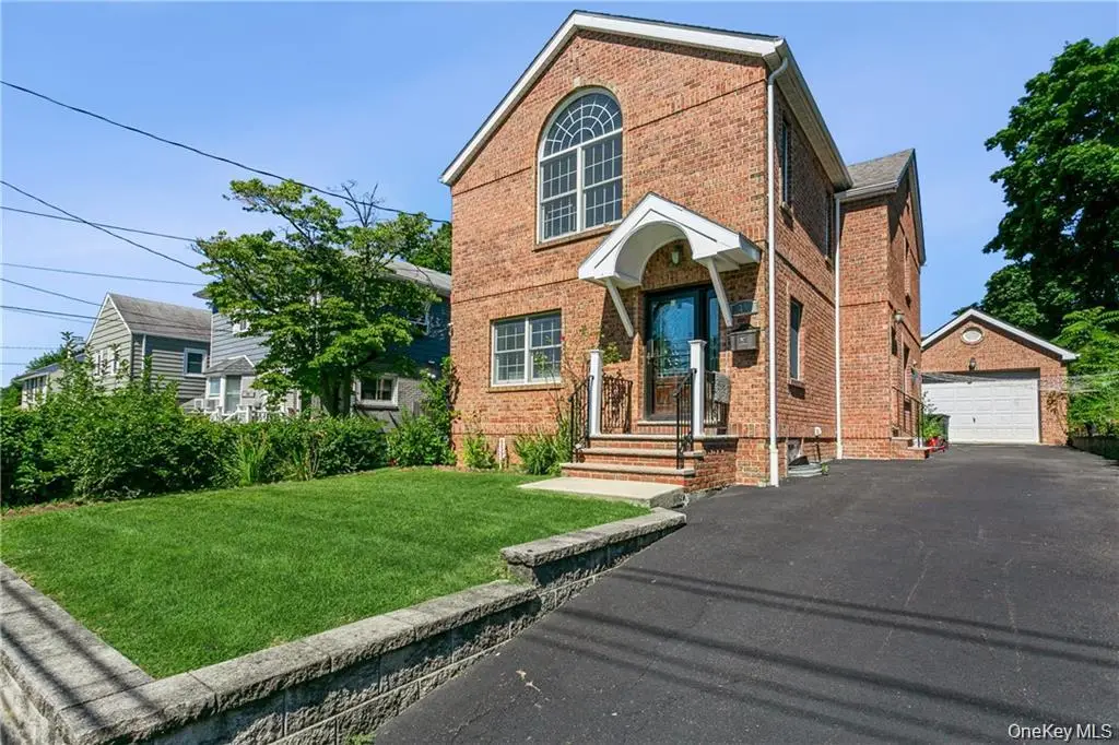 39 Croydon Road, Yonkers, NY 10710 - #1