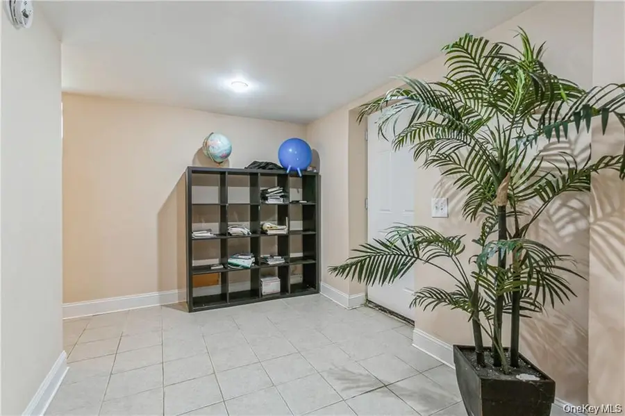 39 Croydon Road, Yonkers, NY 10710 - #2
