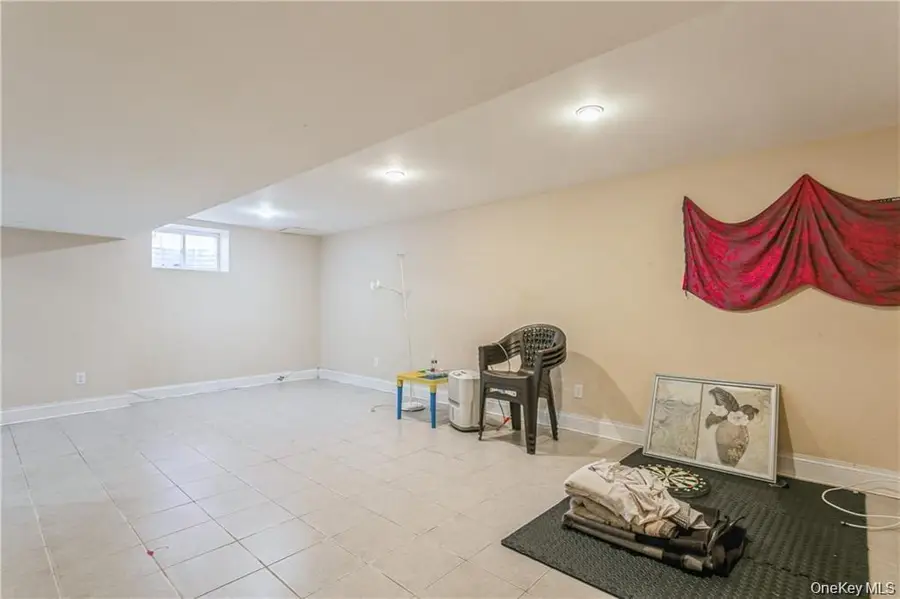 39 Croydon Road, Yonkers, NY 10710 - #3