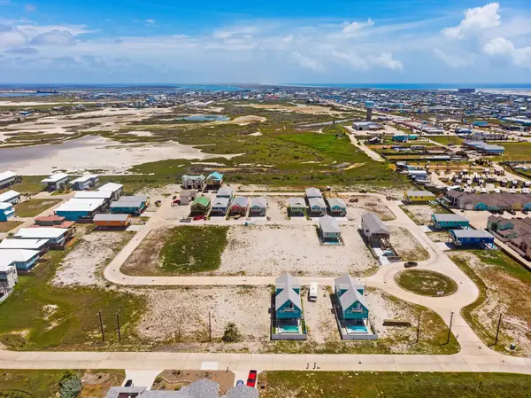 208 Flounder Drive, Port Aransas, TX 78373