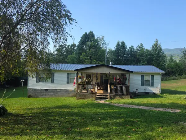 766 Cowans Mill Rd, Ewing, VA 24248