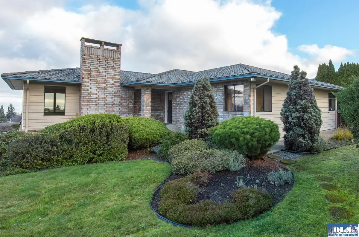 527 S Liberty Street, Port Angeles, WA 98362 - #1