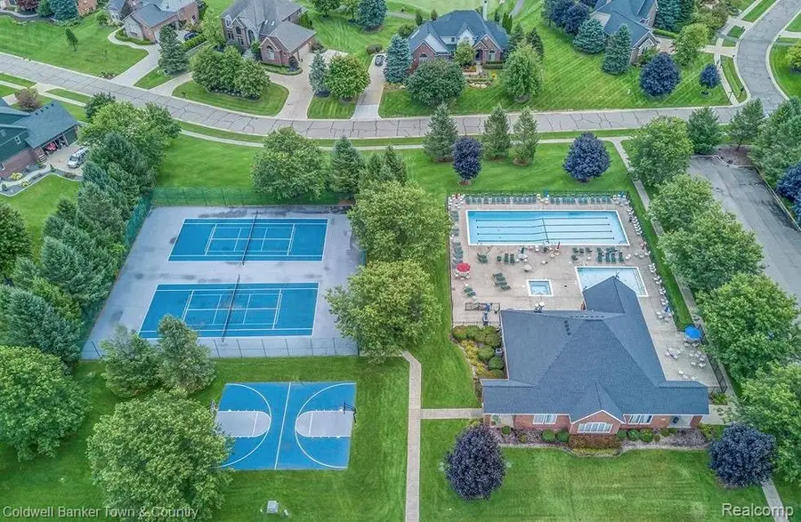 274 Carnoustie, Highland, MI 48357 - Image #3