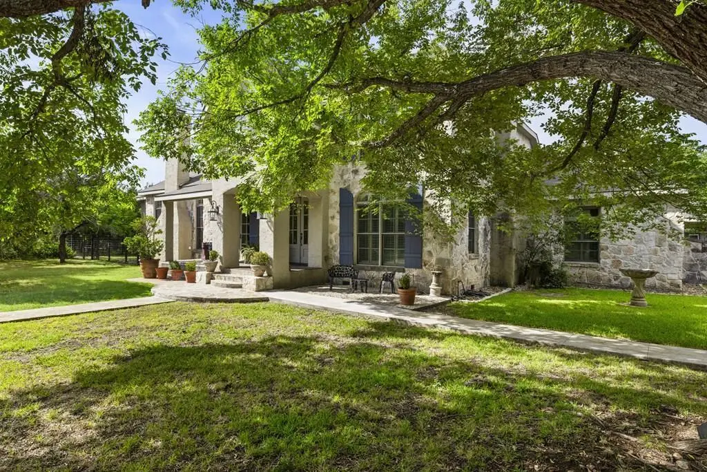 3965 E Hwy 27, Kerrville, TX 78028 - #1