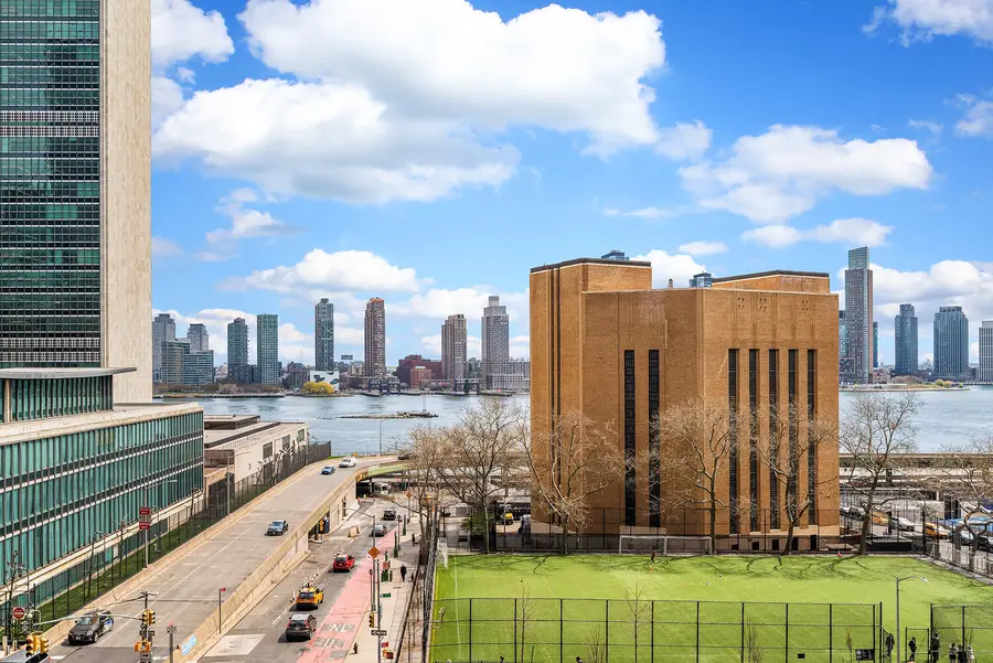 25 Tudor City Place #301, Manhattan, NY 10017 - #3