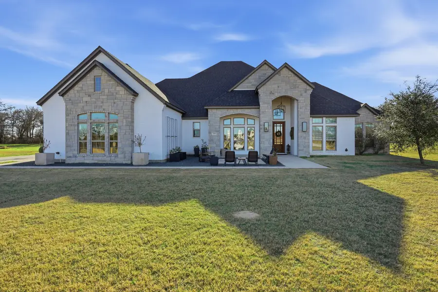 133 Heritage Springs Drive, Weatherford, TX 76087 - Image #3