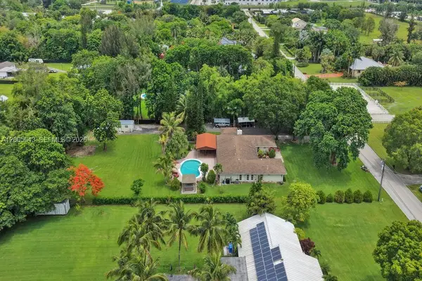4981 SW 186th Ave, Southwest Ranches, FL 33332