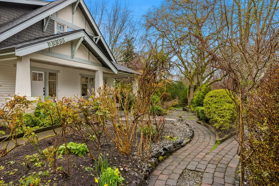 10202 Rodal Court Ne, Bainbridge Island, WA 98110 - #3