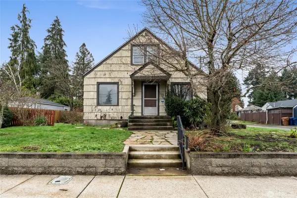 125 S 64th Street, Tacoma, WA 98408