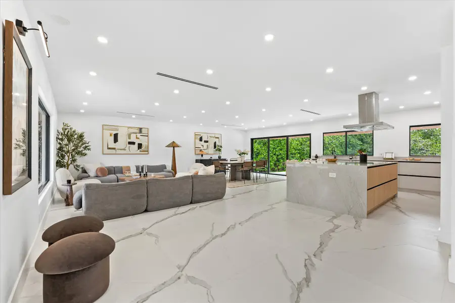 19731 NE 24th Ave, Miami, FL 33180 - #2