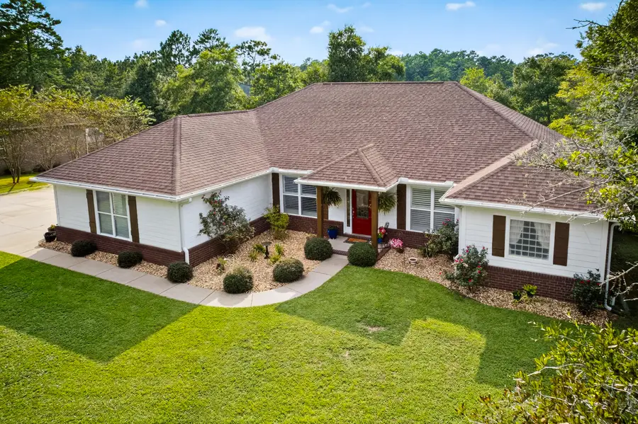 4036 Lakeview Drive, Crestview, FL 32539 - Image #2