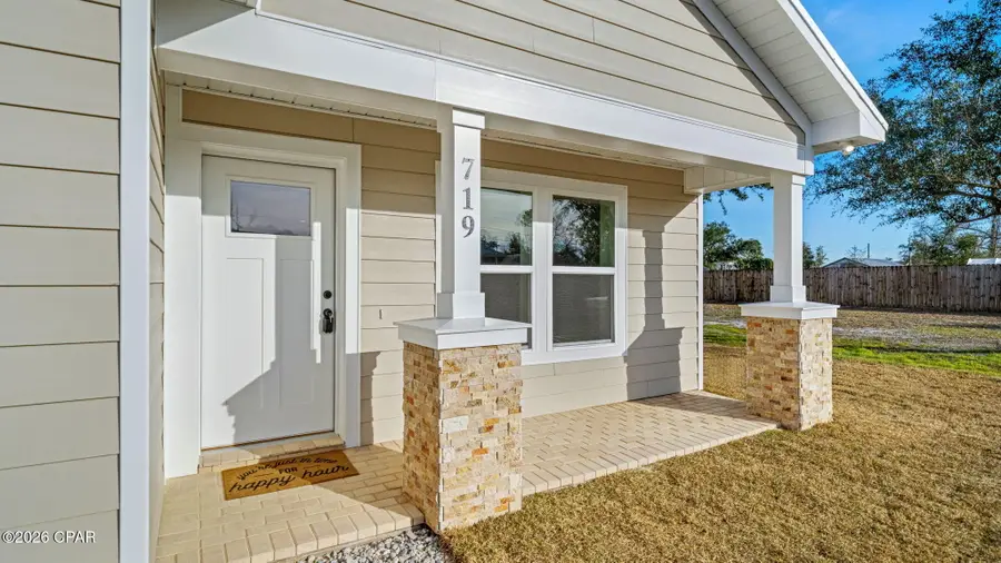 719 Arrow Street, Panama City, FL 32404 - #3