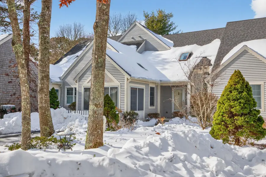 16 Gold Leaf Lane, Mashpee, MA 02649 - #2