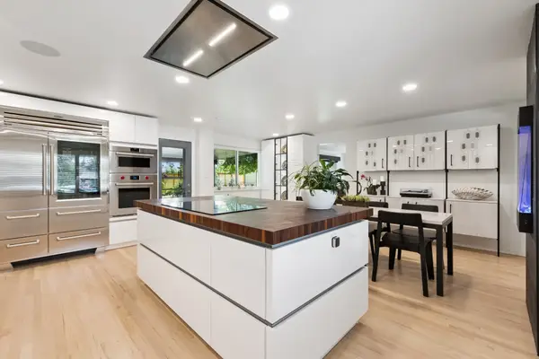 8612 W 69th Pl, Arvada, CO 80004