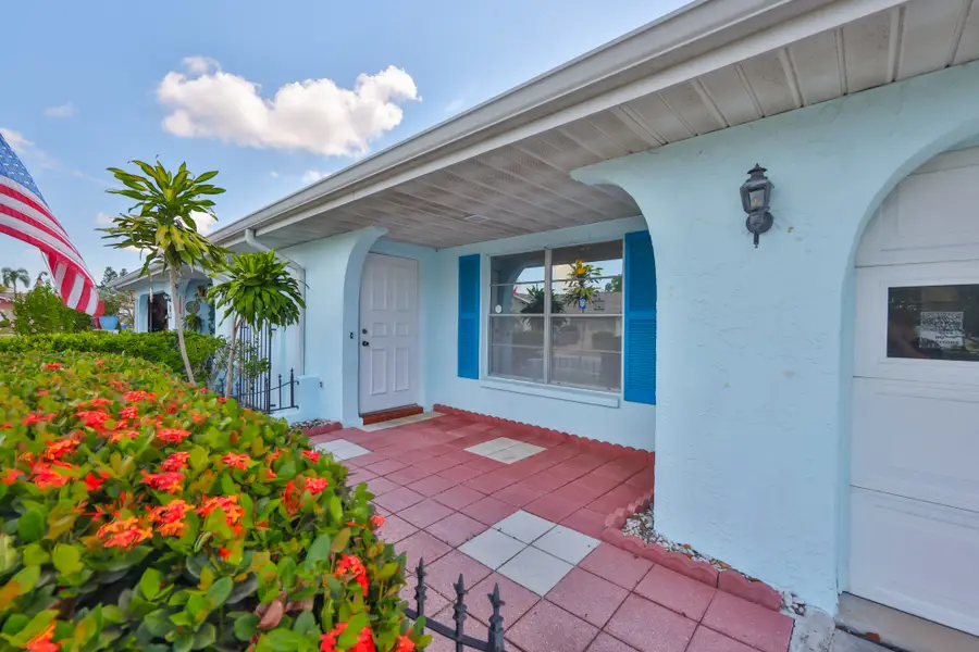 1219 Wild Feather Ln, Sun City Center, FL 33573 - Image #2