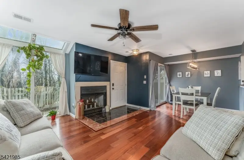 7 Quincy Court, The Hills, NJ 07921 - #3