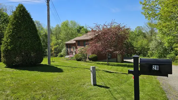 28 Park Avenue E, Brewer, ME 04412