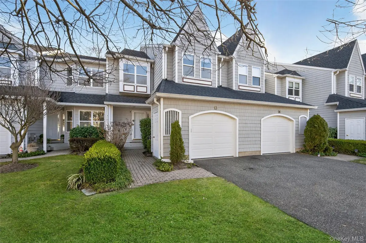 13 Parkridge Court, Huntington, NY 11743 - #1