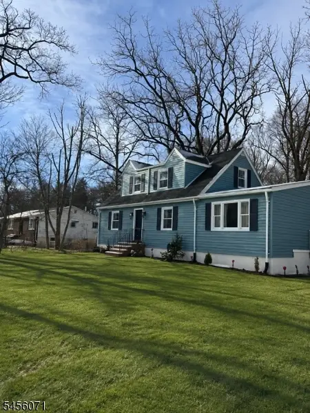 59 Pier Ln, Fairfield, NJ 07004-2110 - #1