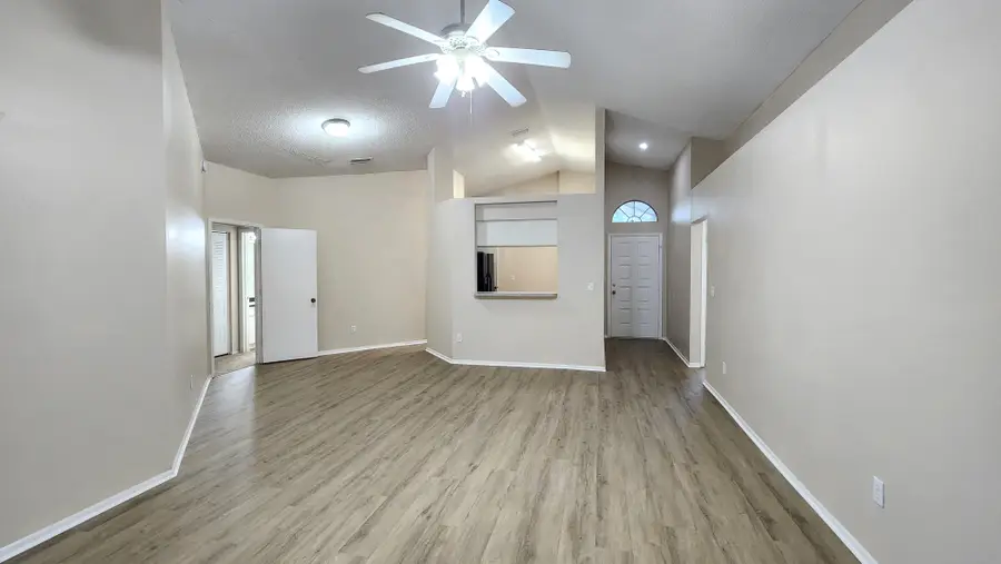 1633 Elk Spring Dr, Brandon, FL 33511 - #3