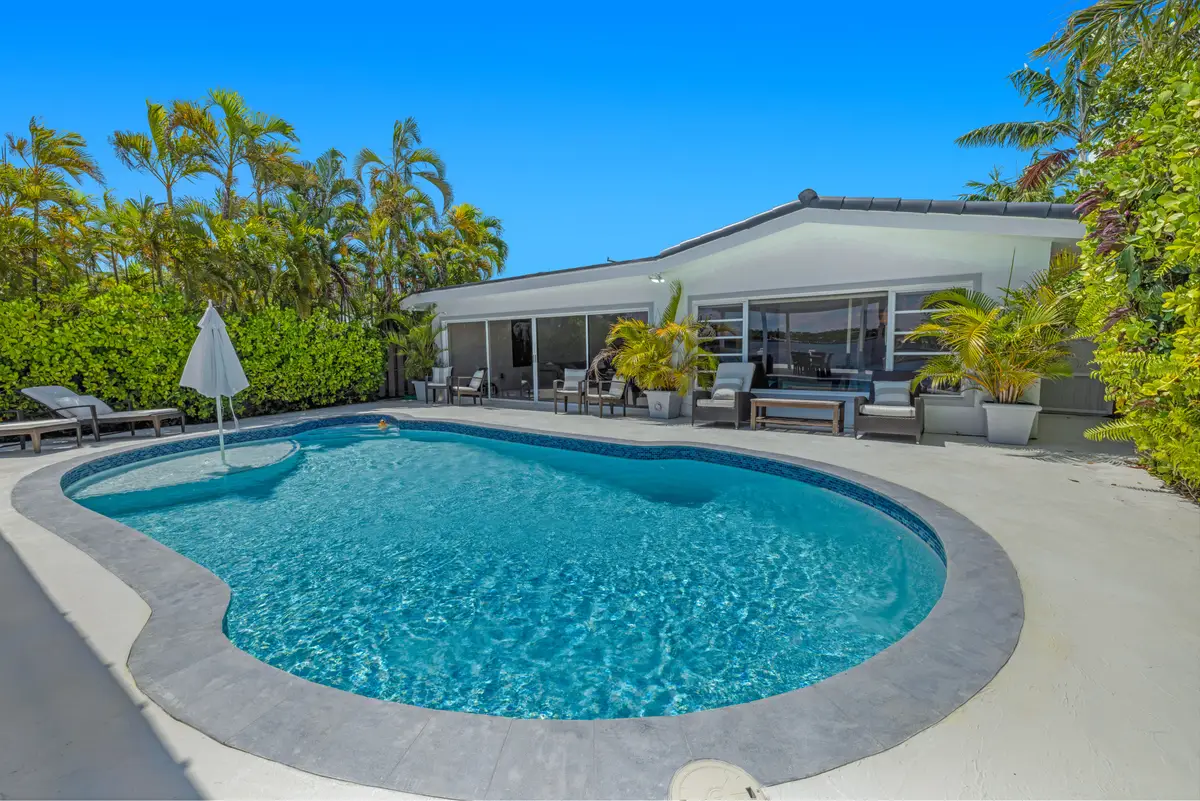 1405 Stillwater Dr, Miami Beach, FL 33141 - #1