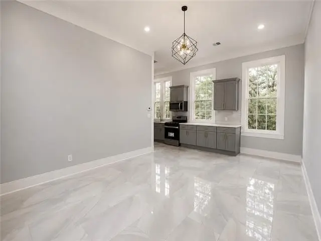 2403 CARONDELET Street unit: E, New Orleans, LA 70130 - #2