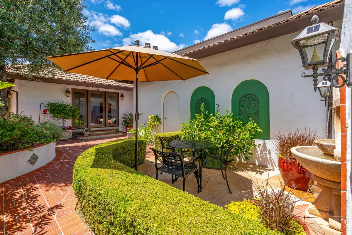 375 Las Casitas Court, Sonoma, CA 95476 - #1