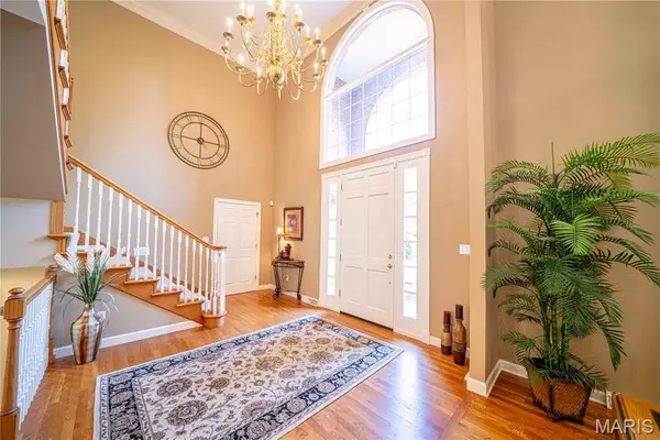 2213 Crown Point Drive, Cape Girardeau, MO 63701
