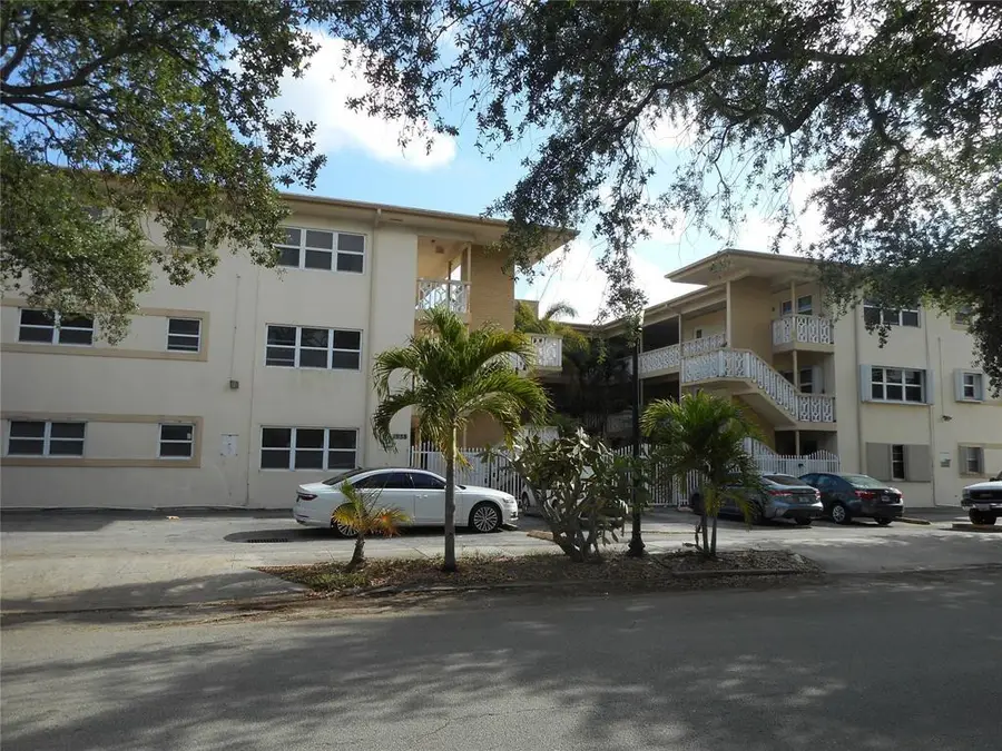 1958 Monroe St , 110, Hollywood, FL 33020 - #2