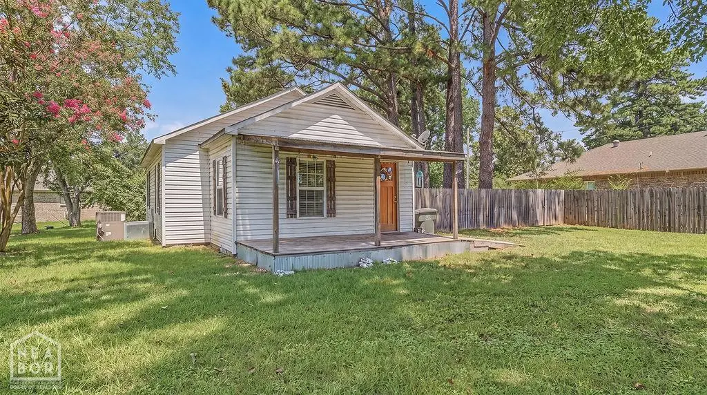 202 S Lynch Street, Brookland, AR 72417 - #1