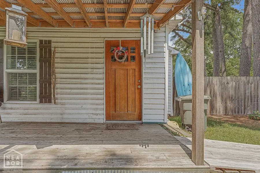 202 S Lynch Street, Brookland, AR 72417 - #3