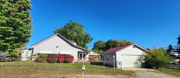 295 Birch, Harrison, MI 48625