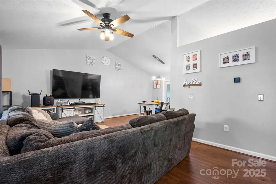 112 Surrey Drive, Morganton, NC 28655 - Image #3