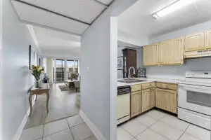 8 Royal Palm Way #6040, Boca Raton, FL 33432 - Image #3