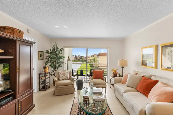 8950 Sunrise Lakes Boulevard #309, Sunrise, FL 33322