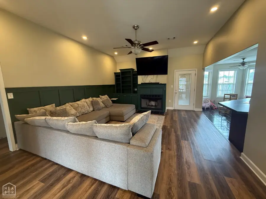 102 Lenford Drive, Bono, AR 72416 - #2