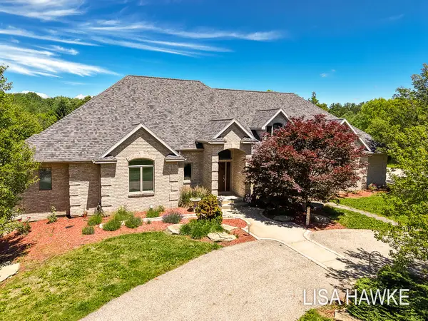 10365 Cleveland Street, Nunica, MI 49448
